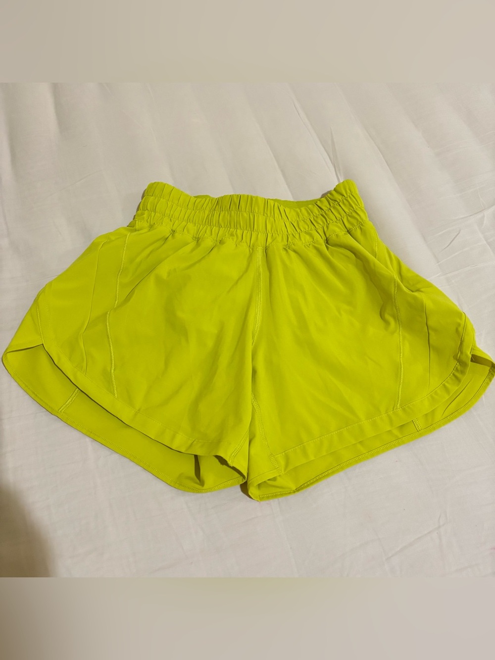 Lululemon Track That Mid-Rise Lined Short 5" Yellow Serpentine